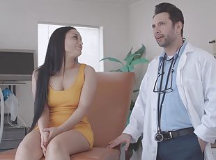 Medical HD Sex: Gabi Paltrova Gets A Very Personal Exam From Her Gyno Doctor - Brunette Gabi Paltrova