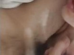 gostosa levando gozada na cara ....porra na boca cumshot pov