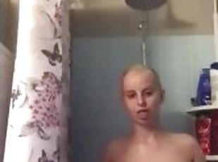 Shower in Blonde burnette