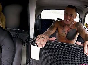 Tattooed Guy Makes Blondie Hot 1 - Female Fake Taxi