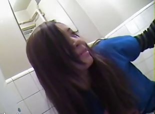 Japanese girls peeing in japanese toilet voyeur video