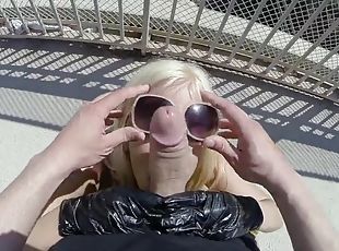 Blondie fesser stroking and sucking that dick in public