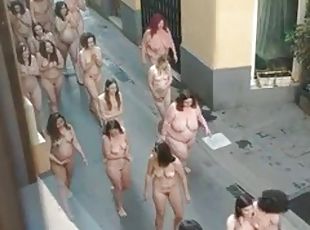 Hundreds naked girls