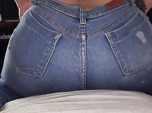 PERSONALIZADO: FARTS en jeans en la cara de tu novia mientras te la chupo!