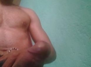 Gozando gostoso pra uma puta na cam