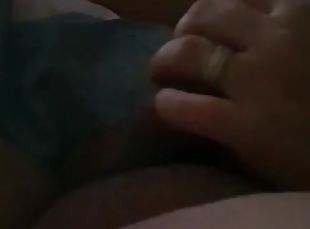 tetas-grandes, mamá-y-chico, amateur, mamada, madurita-caliente, mamá, paja, culazo