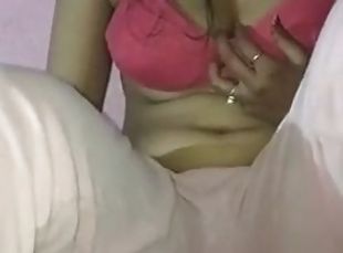 Uff, kitney, hot thing, Mary Chudkad, girlfriend, not her husband, video,