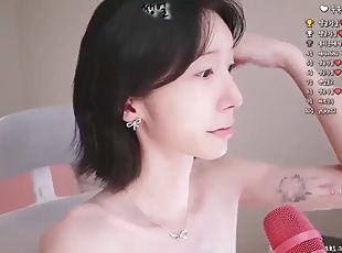 Good-looking Korean female anchor masturbates Korean+BJ live broadcast, ass, stockings, doggy style, Internet celebrity, oral sex, goddess, black s...